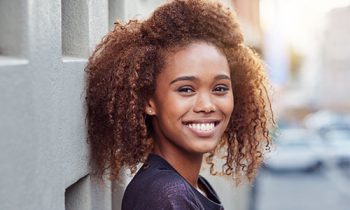 Image Text: 500x332_0009_She brings beauty to the city